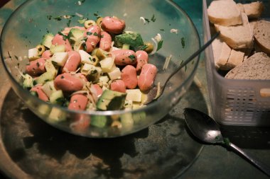 taze ve lezzetli yemekler.