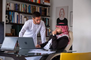 Çalışırken iletişim en yüksek çalışma kalitesine ulaşmanın ve coşkuyu artırmanın en iyi yoludur.