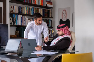 Çalışırken iletişim en yüksek çalışma kalitesine ulaşmanın ve coşkuyu artırmanın en iyi yoludur.