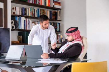 Çalışırken iletişim en yüksek çalışma kalitesine ulaşmanın ve coşkuyu artırmanın en iyi yoludur.