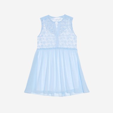 Beyaz arkaplanda mavi yaz elbisesi manzarası