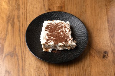 Tiramisu, geleneksel İtalyan tatlı