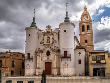 Valladolid 'in Rueda belediyesine bağlı Our Lady of the Assumption Kilisesi (İspanya))