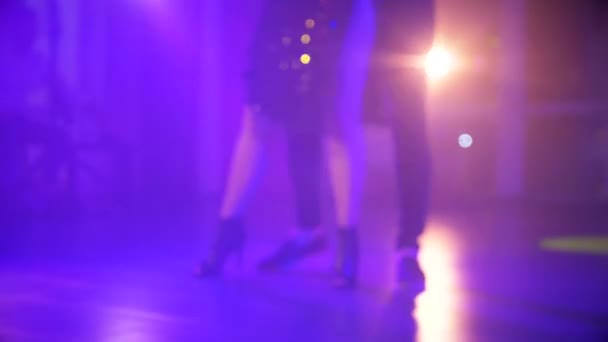 Nohy Tančí Žena Muž Tančí Sexy Tanec Lidé Elegantně Tančí — Stock video