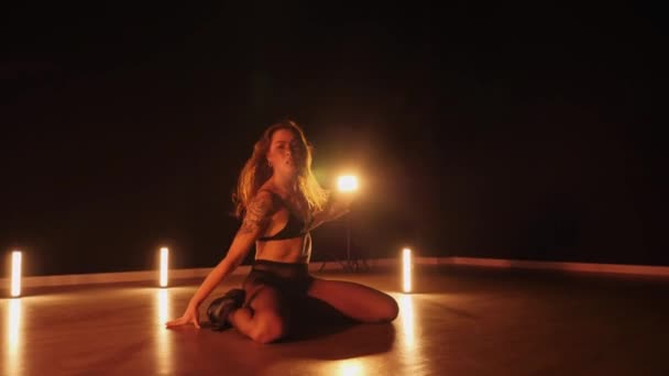 Sexy Woman Dancing Seductive Dance Dancer Girl Big Ass Dances — Αρχείο Βίντεο