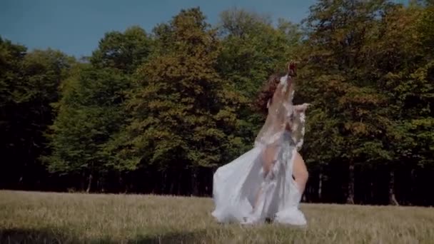 Dziewczyny Tańczą Lesie Orientalny Taniec Zwolniony Ruch Piękna Tancerka Staniku — Wideo stockowe