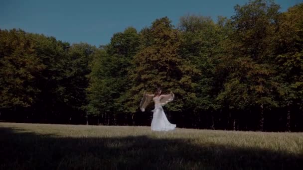 Ventre Fille Dansant Dans Forêt Danse Orientale Ralenti Belle Danseuse — Video