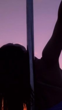 Dikey. Mayo giymiş siluetli bir kadın güneşli bir alanda zarif bir şekilde dans ediyor. Yavaş çekim. Alacakaranlık 'ta açık alanda dans eden zarif bir direk dansçısı. Kadınlar dans ederken güzel günbatımı arkaplanı