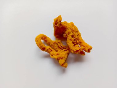 'Keripik Usus Ayam' Endonezyalı bir krakerdir. Tavuk bağırsağından yapılan atıştırmalıklar..