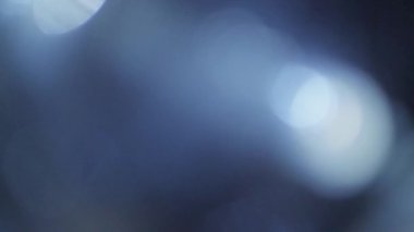 Estetik ışık sızdırıyor. Sinematik optik fişekler. Odaklanamayan ışık kaplamaları. Video geçişi için en iyisi.