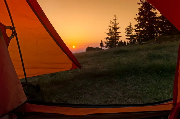 Blick Aus Dem Zelt Morgengrauen Die Berge — Stockfoto