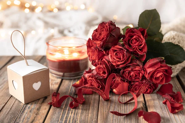 Fundo Festivo Para Dia Dos Namorados Com Buquê Rosas Vermelhas — Fotografia de Stock