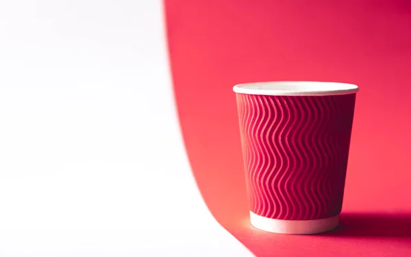 Disposable Paper Cup Trendy Color Viva Magenta Copy Space — Foto Stock