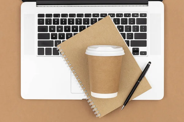 Kaffeetasse Aus Bastelpapier Geschlossener Spiralförmiger Rohling Aus Recyclingpapier Notizbuch Und — Stockfoto