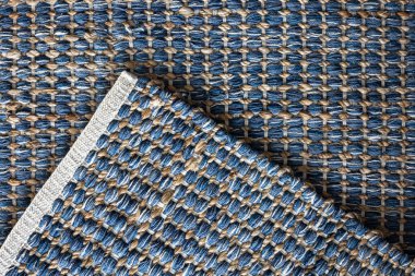 El dokuması geometrik kot kumaşı, jüt örgülü ev sarmalı arka plan deseni.