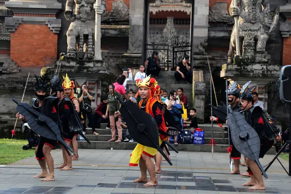 stock image Jakarta, Indonesia. 12 November 2023. Appearance of disabled students at SLB Negeri 11, Jakarta on the open stage of the TMII tourist attraction.