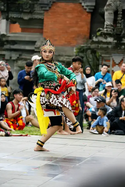 Stock image Jakarta, Indonesia. 10 April 2024. Visitors were captivated by the Reyog Ponorogo at TMIIs open stage in Jakarta