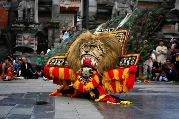 Jakarta, Endonezya. 21 Nisan 2024. Bali 'den 