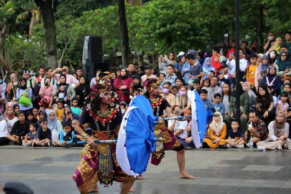 Jakarta, Endonezya. 21 Nisan 2024. Bali 'den 