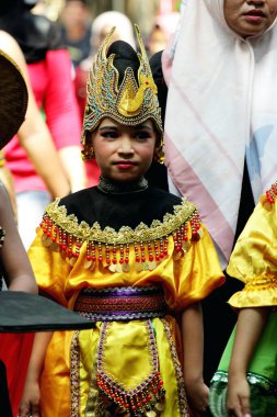 Solo, Endonezya. 29 Nisan 2024. Fotoğraf, 2024 ISI Surakarta, Central Java 'da düzenlenen Dünya Dans Günü' nde insanların etkinliklerini gösteriyor.
