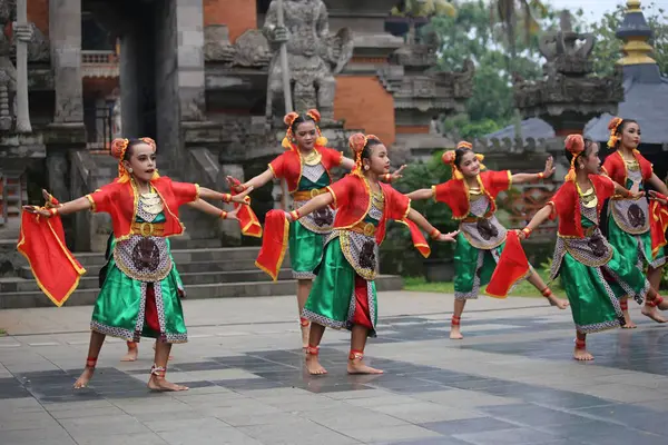 stock image Jakarta, Indonesia. May 25 2024. A traditional dance called 