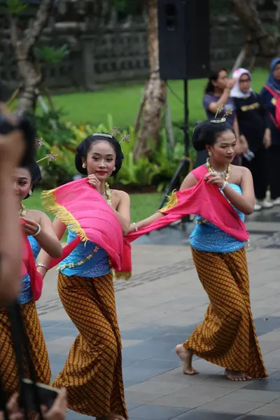 stock image Jakarta, Indonesia. May 25 2024. A traditional dance called 