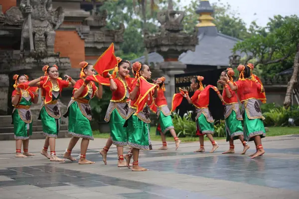 stock image Jakarta, Indonesia. May 25 2024. A traditional dance called 