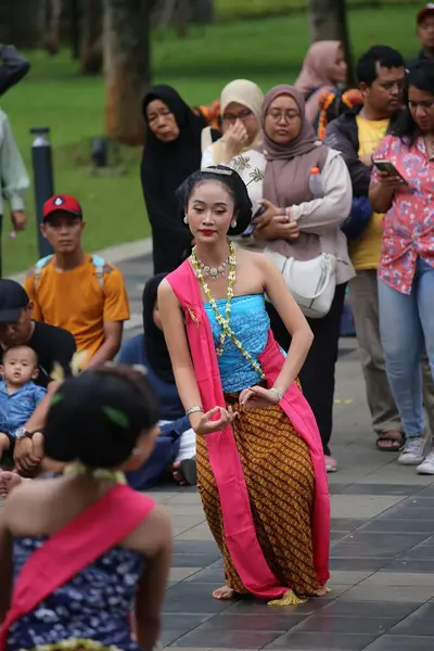 stock image Jakarta, Indonesia. May 25 2024. A traditional dance called 