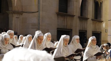 Teruel, Aragon, İspanya, 22 Şubat 2025 Boda Ortaçağ Isabel de Diego