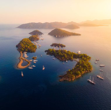 Gocek Adaları İHA Fotoğrafı, Gocek Mugla, Türkiye. Yüksek kalite fotoğraf