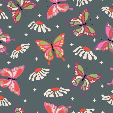 Kelebek ve çiçek çiçek desenli