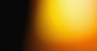 Siyahtan parlak sarımtırak renge bulanık bir değişim. Doku biraz bulanık..