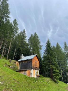 İtalya 'da güzel bir dağ manzarası