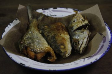 Süt balığı Endonezya halkı için lezzetli bir meze.