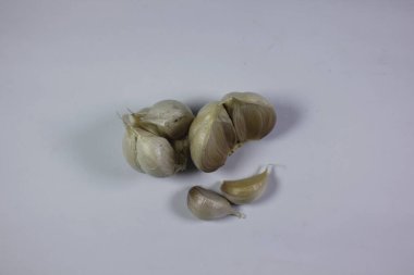 Allium sativum bağışıklık sistemi için faydalıdır.