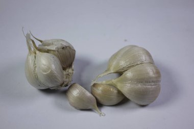 Allium sativum bağışıklık sistemi için faydalıdır.