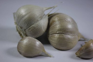 Allium sativum bağışıklık sistemi için faydalıdır.