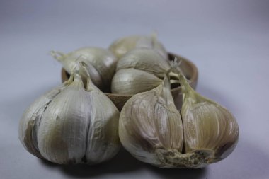 Allium sativum bağışıklık sistemi için faydalıdır.