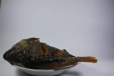Tilapia kızartması Tilapia 'dan yapılan işlenmiş gıdalardan biridir.