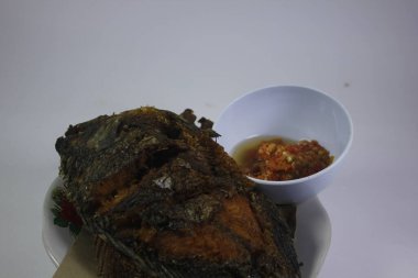 Tilapia kızartması Tilapia 'dan yapılan işlenmiş gıdalardan biridir.