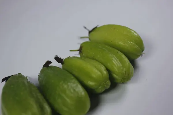 Averrhoa Bilibi 'nin tadı ekşi..