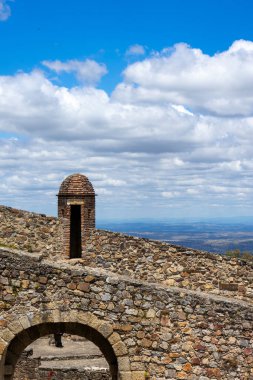 Marvo, Portekiz. 19 Mayıs 2024. Portekiz 'deki görkemli Marvo Kalesi, Alentejo manzarası üzerindeki tarihi mimarisini ve panoramik manzarasını çeşitli açılardan vurguluyor..