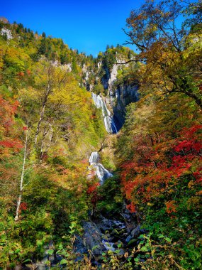 Hokkaido 'daki Hagoromo Şelalesi