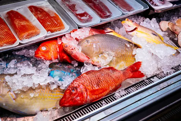fresh fish market in okinawa