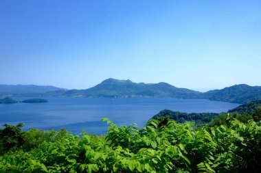 Yazın Hokkaido Gölü