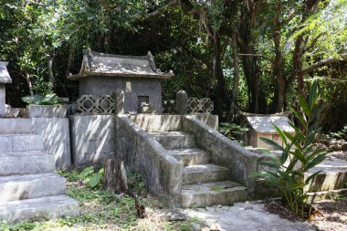 Utaki Okinawa 'nın kutsal binası Japonya