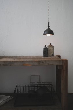 Eski lamba ve eski şişe