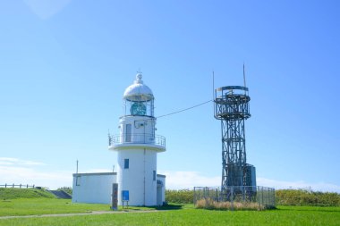 Cape erimo 'daki beyaz deniz feneri.