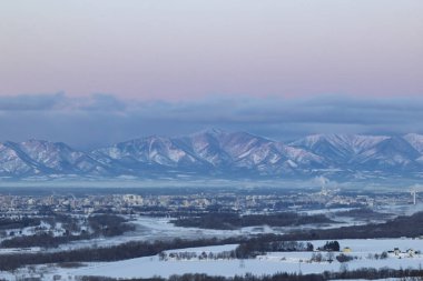 hidaka dağ sırası ve obihiro şehri