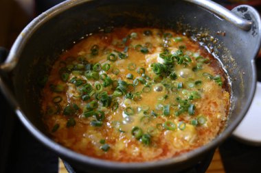 Japon yemeği miso aromalı pirinç lapası.